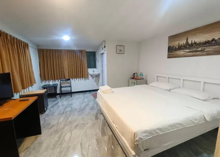 Hotel Convenient