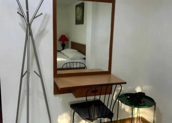 Convenient Hotel 2*