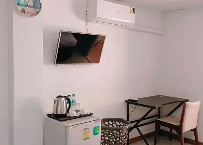 Convenient Hotel 2*