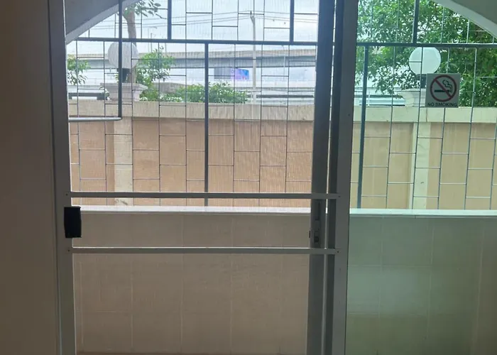 Convenient Hotel